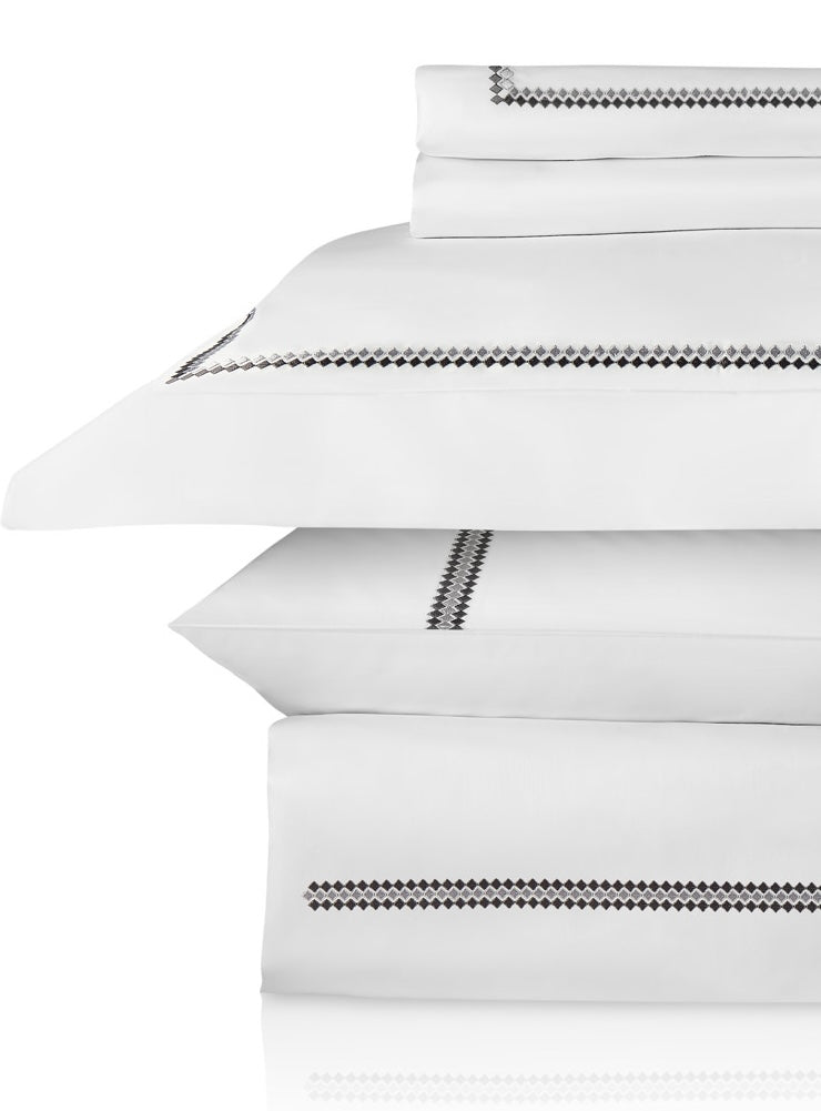 Karaia Gri Nakıșlı Beyaz Pamuk Saten Çift Kişilik Nevresim Takımı 220 x 240 cm